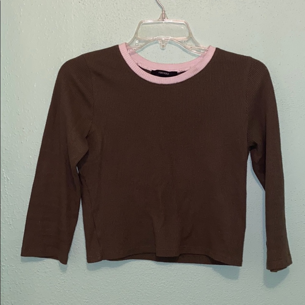 Olive green cropped shirt